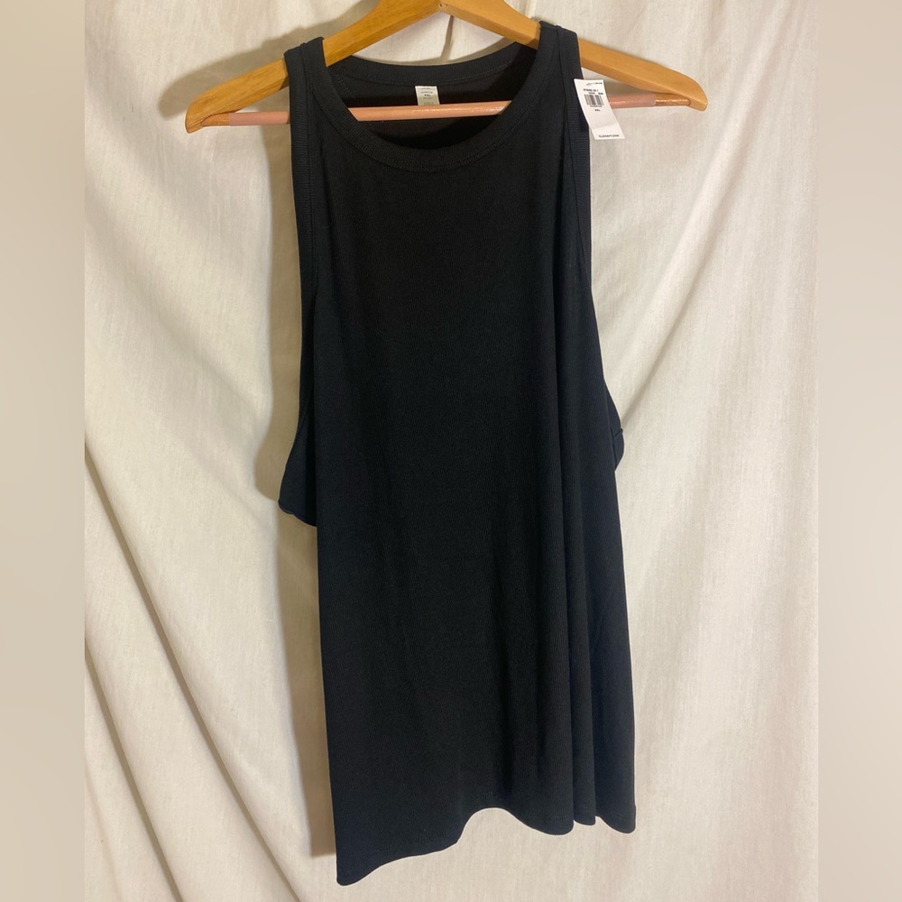Old Navy Woman’s tank top size xxl. NWT